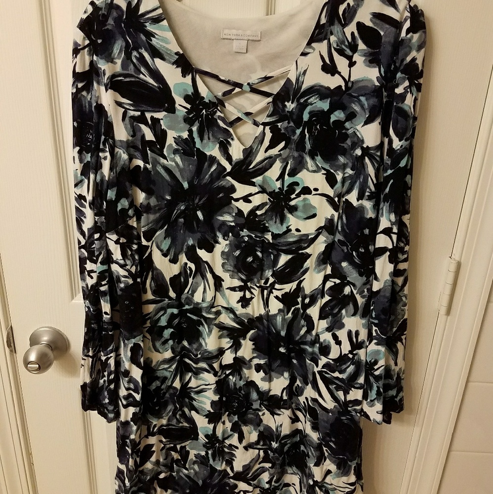 New York & Company Floral Dress